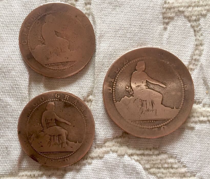 Numismática, Moedas antigas de espanha de cinco centimos em cobre