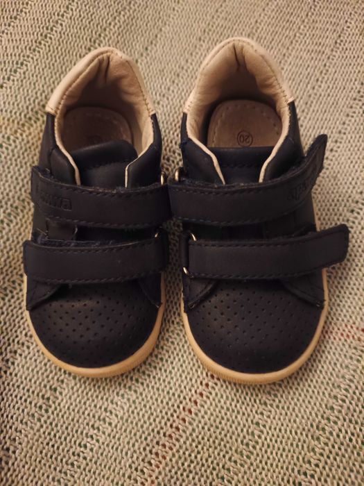 Trampki niemowlęce - roz. 20