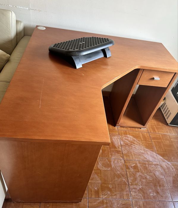 Apoio para os pés ergonómico