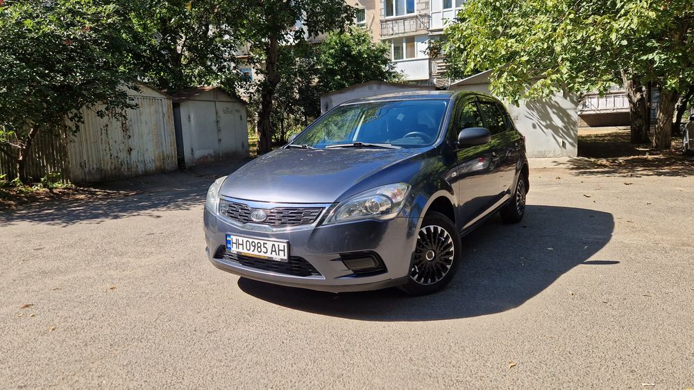 Продам Kia ceed 2012
