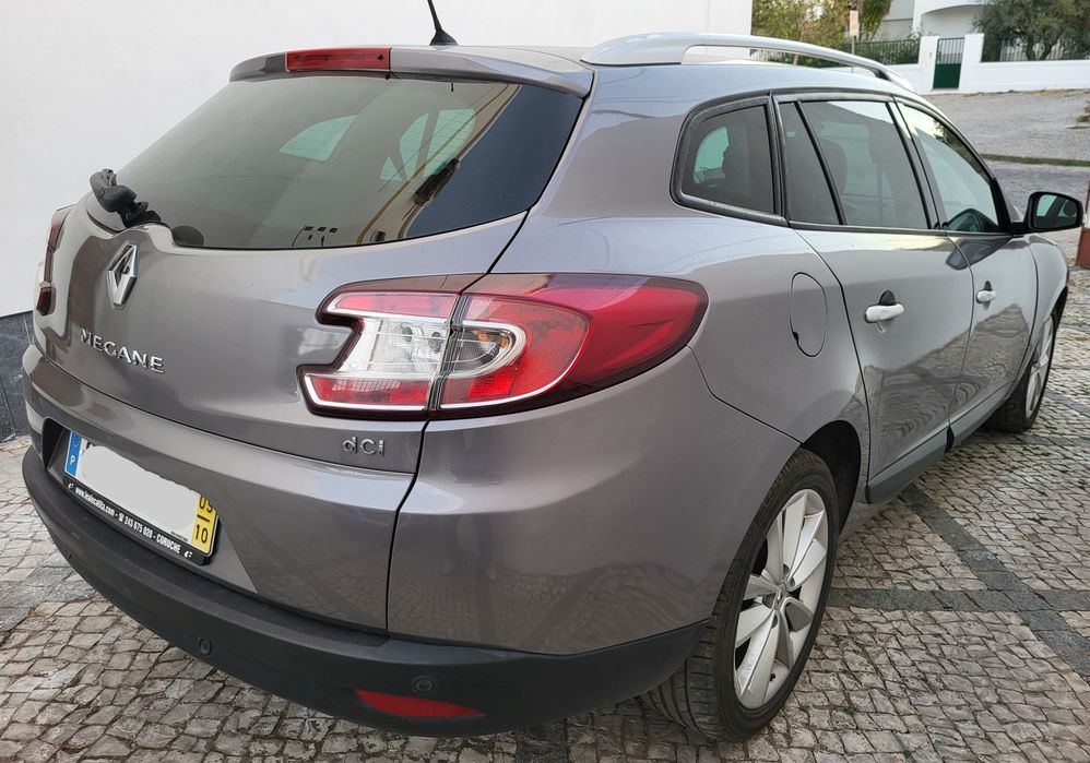 Renault Megane III Grandtour 1.5dci 110cv cx6 — photo 3