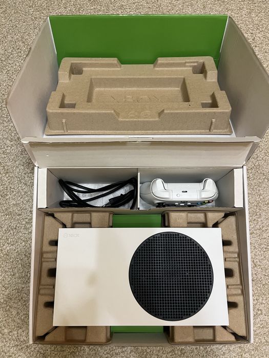 xbox series s 120fps 512 GB як новий