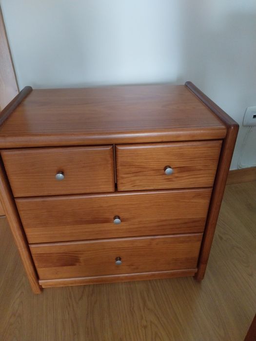 Mesa de cabeceira
