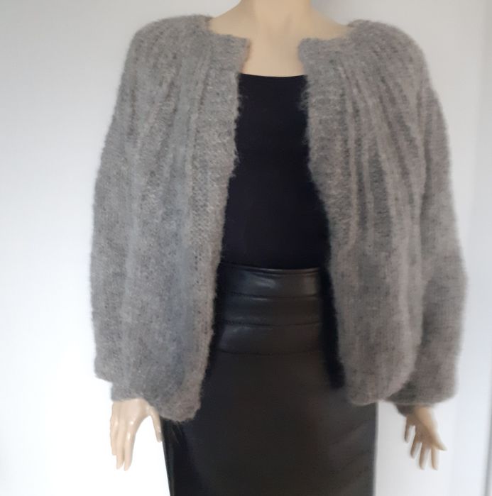 Sweter na drutach ręcznie robiony hand made