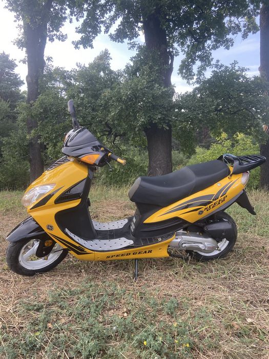 Скутер speed gear 50 кубів