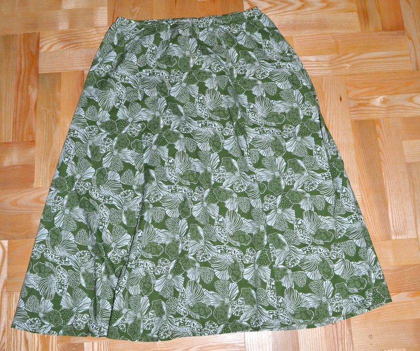 26^   letnia spódnica 100% bawełna  w gumkę mgiełka 40/42