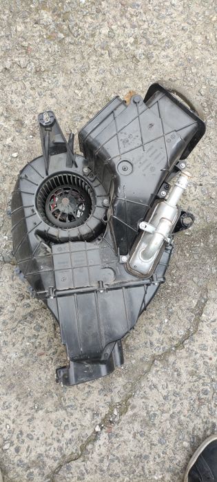 7H0819004D - Опалювач  задній VW T5 T6 7H0819004D
7H08190