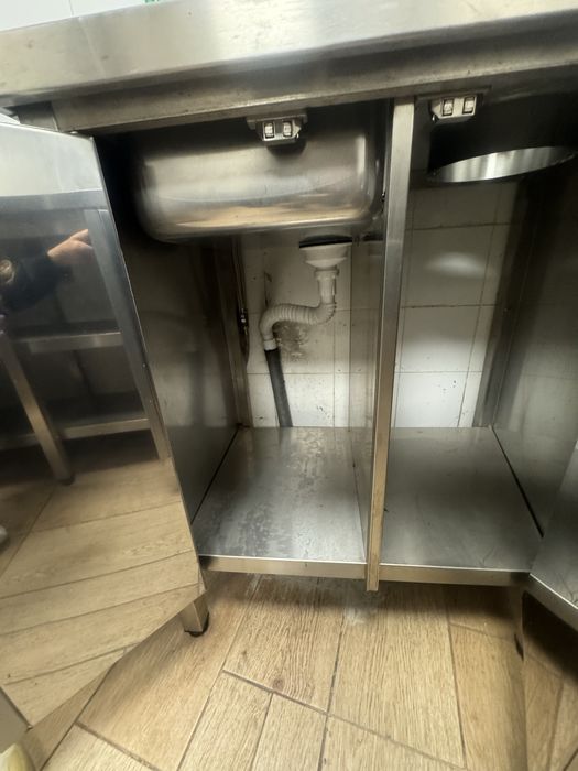 Counter with workbench64365287403395123