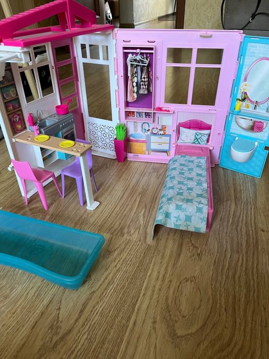 Продам будиночок Barbie
