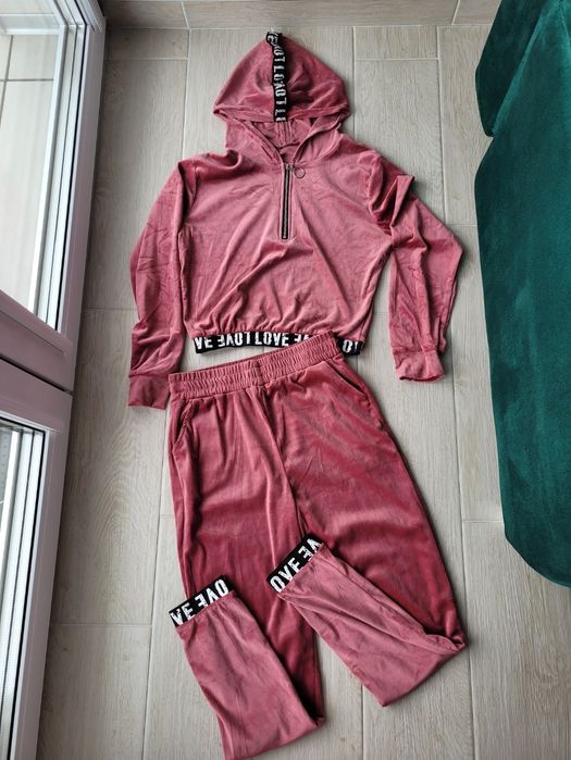 Nowy welurowy różowy dres bluza z kapturem+spodnie rurki wysoki stan L