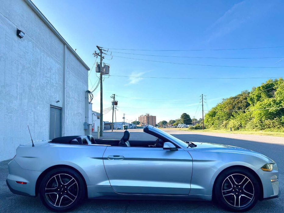 Ford Mustang EcoBoost Premium      2019