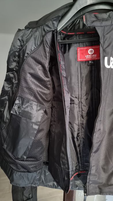 Casaco Hamo Waterproof Black / Red
