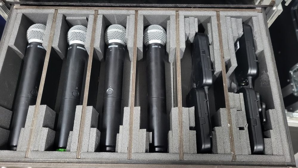 Mikrofony bezprzewodowe Shure Blx  4 do ręki+4 nagłowne