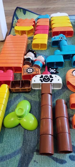 Brinquedo para encaixar tipo Lego