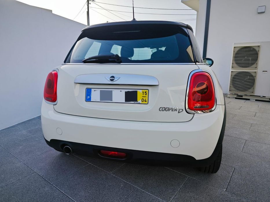 MINI Cooper D 1.5 | 2015 | 3 Portas