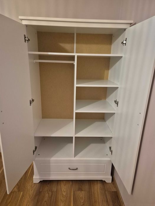 Szafa dziecięca biała jak nowa