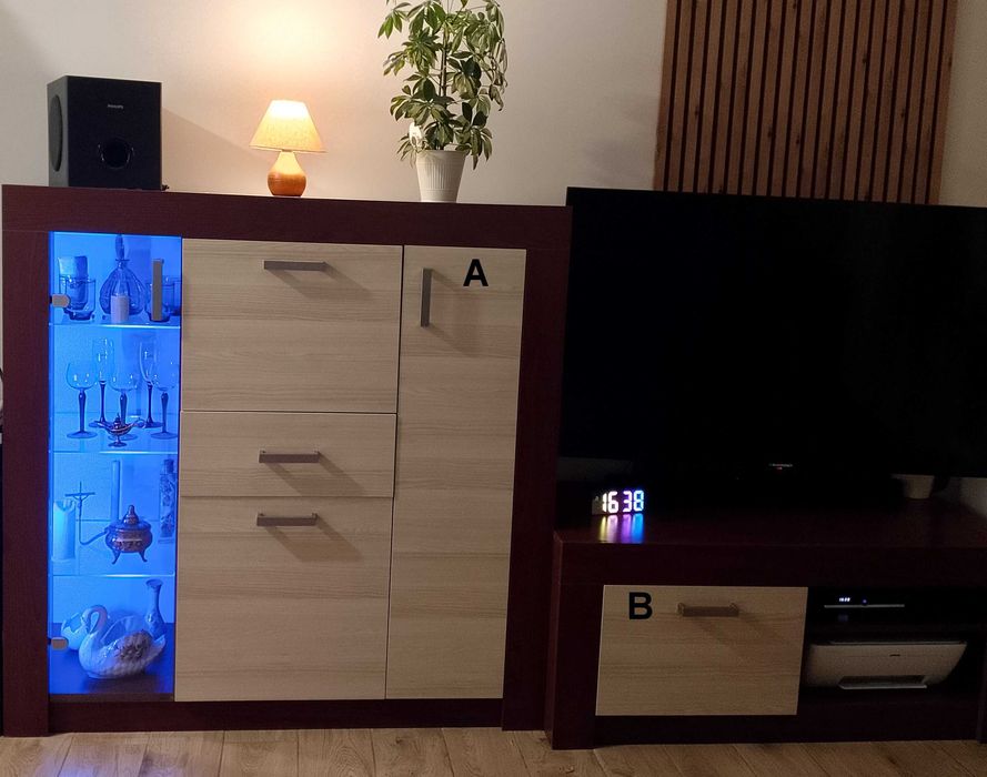 Zestaw mebli do salonu (komplet lub w częściach)