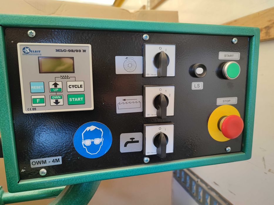 Ostrzarka do pił taśmowych DROZDOWSKI OWM-4M z programatorem