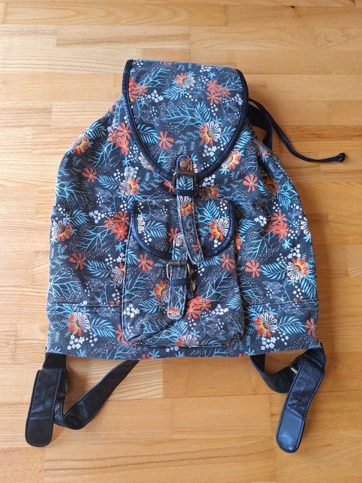 Plecak boho w kwiaty