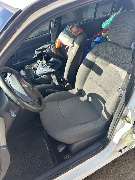Продаж Renault clio 2 Торг