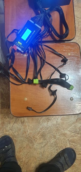 Продам блок питания  Gamemax 700w в хорошем рабочем состоянии.