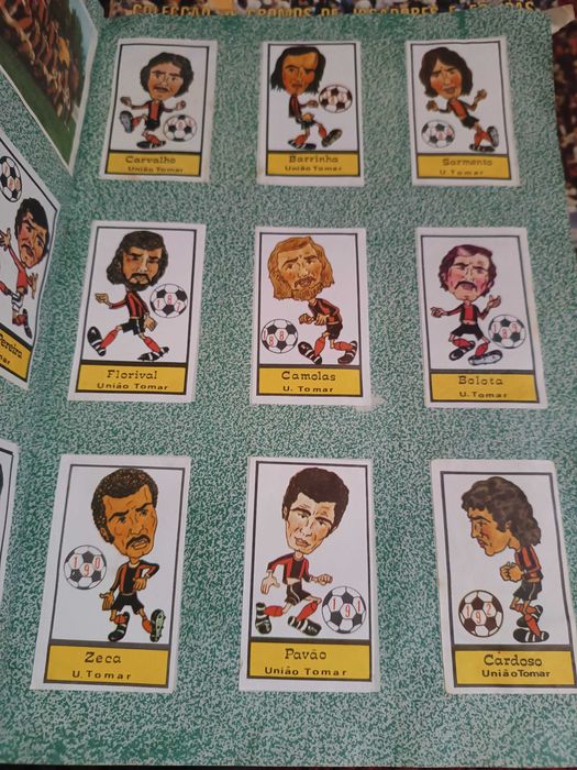 Albume de cromos caricaturas,antigo