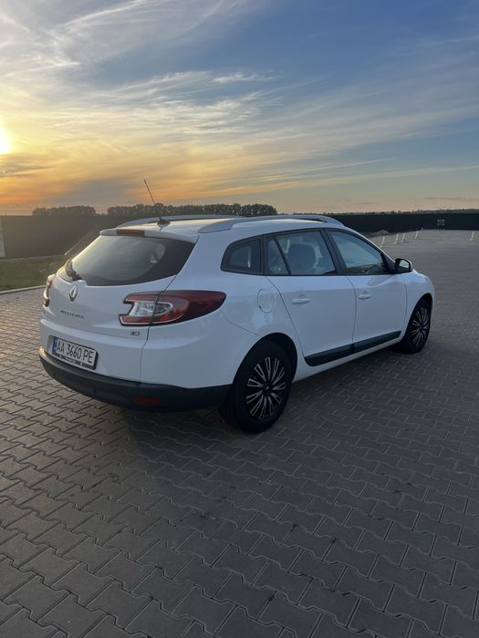 Продам Renault Megane III 2012 1.5 дизель АКПП
