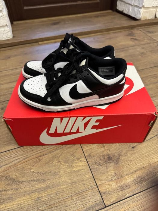 Оригінальні кросівки Nike Dunk Low