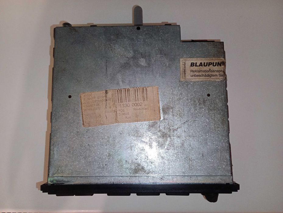 Radio na kasety BMW Reverse RDS ORI BMW E36 Z3 E34 E32 E31 E30 E28 E24