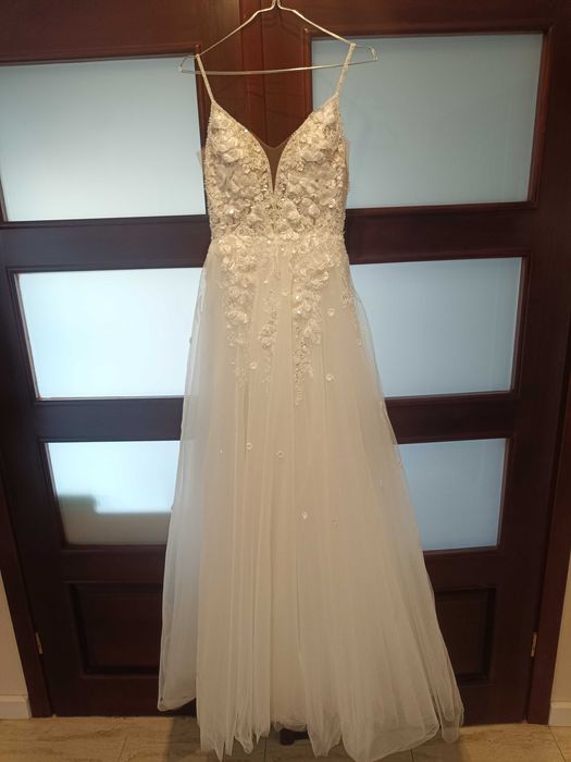 Suknia ślubna z SIMPLE Wedding Dress