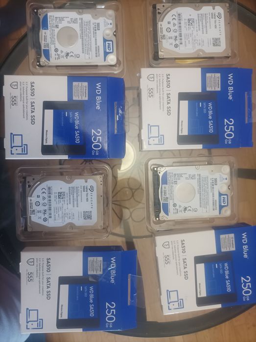 HDD диски 500 gb від Seagate та WD у коробці з ssd