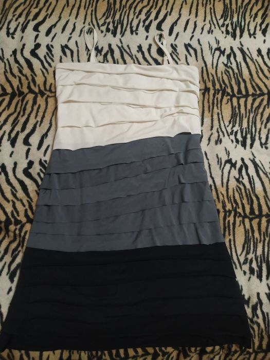 Сукня на розмір С