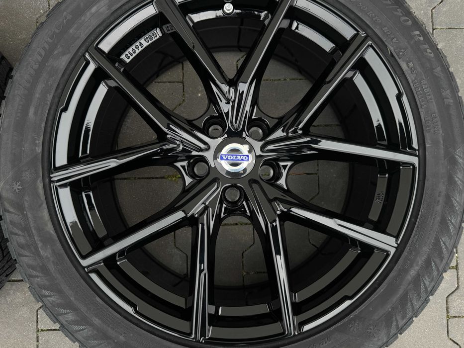 VOLVO XC40 XC 40 koła letnie 235/50R19 GERMANY ROADX NOWE