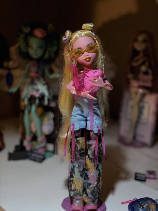 Ляльки монстер хай