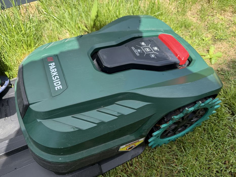 Robot koszący Parkside PAMRC 250 A1 City