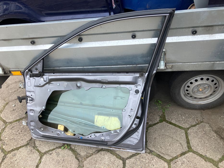 Mazda 6 - drzwi przód prawe