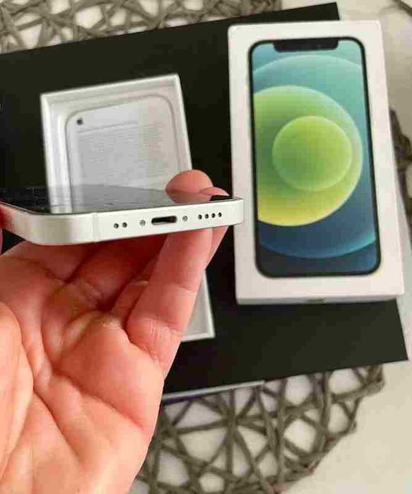 Telefon IPhone 12 mini