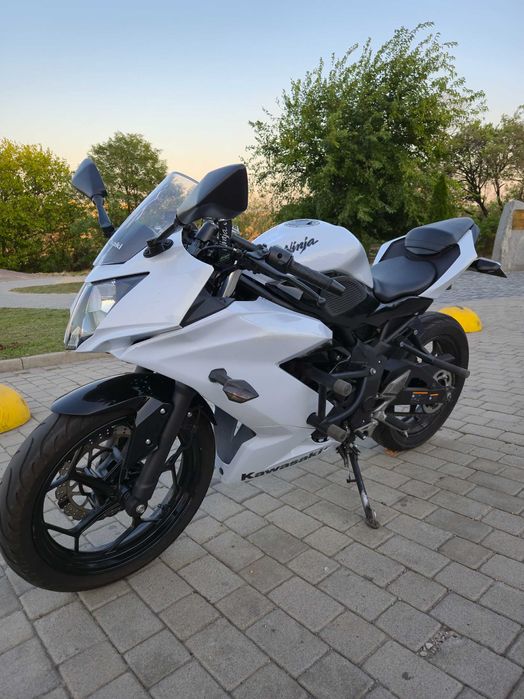 Kawasaki ninja 250 sl 2016