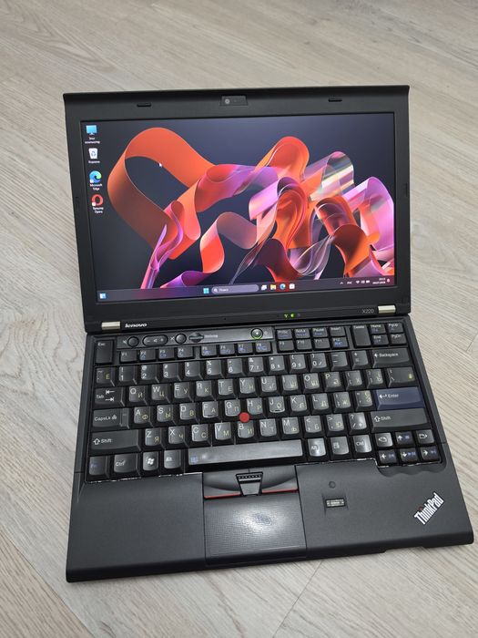 Ноутбук Lenovo X220 16/128