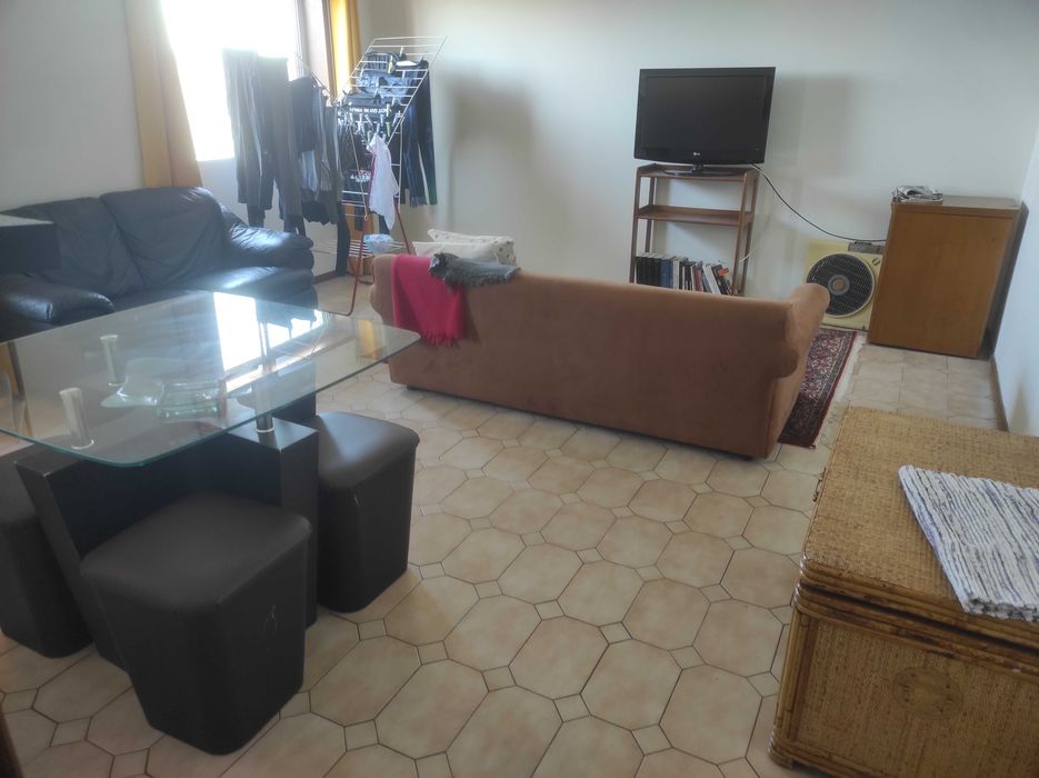 quarto em apartamento t3