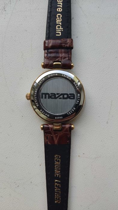 Часы наручные Pierre Cardin