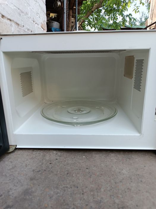 Мікрохвильова піч Scarlett Свч микроволновка