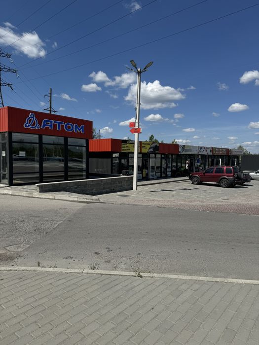 Оренда приміщення фасад червона лінія всі комунікації