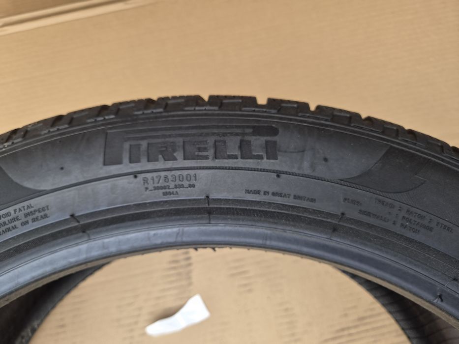 Opony 2 sztuki Pirelli Scorpion Winter  245/45 R20 (2018r)