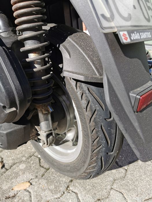 Sym vs 125  DE GARAGEM