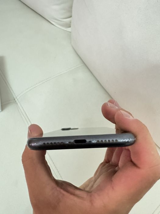 iPhone 11 64GB black