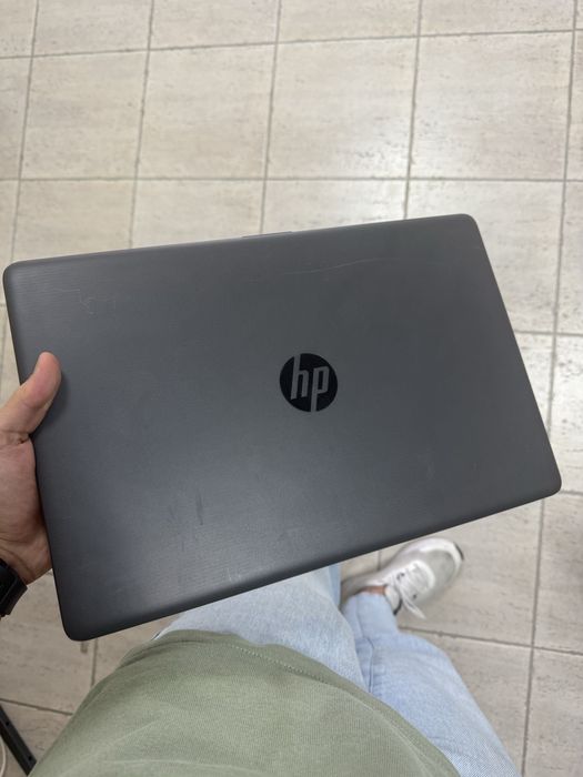 HP 250 G7 PC, i5 – Gray64309859914754123