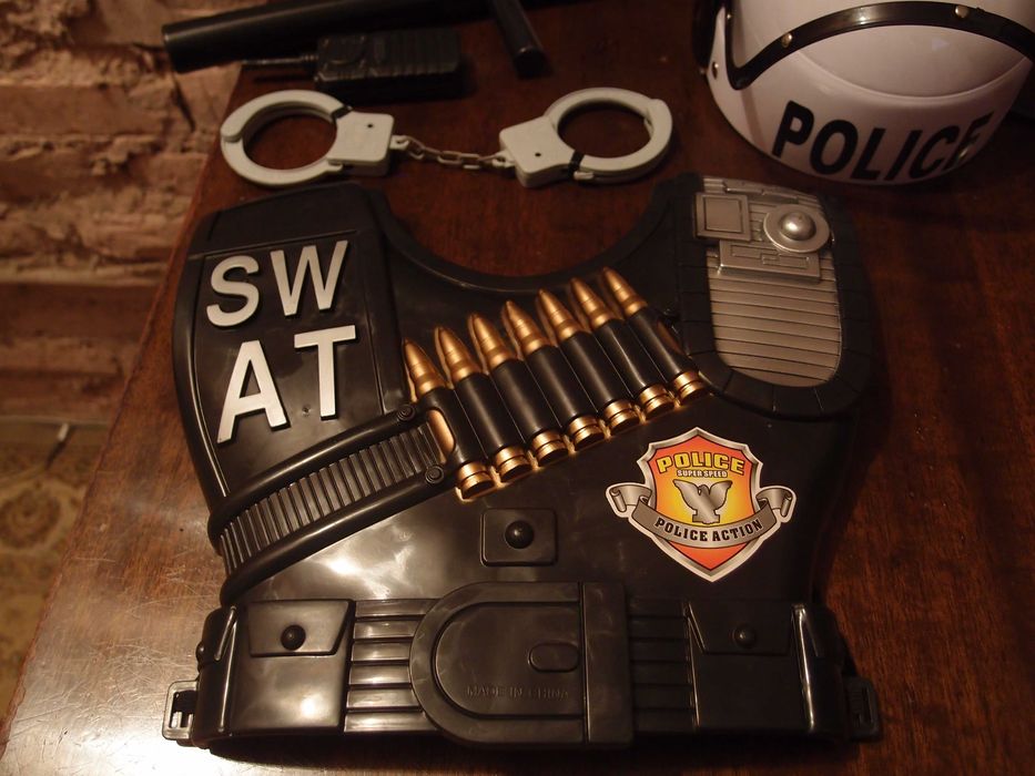 Duży zabawkowy zestaw Policja dla dziecka