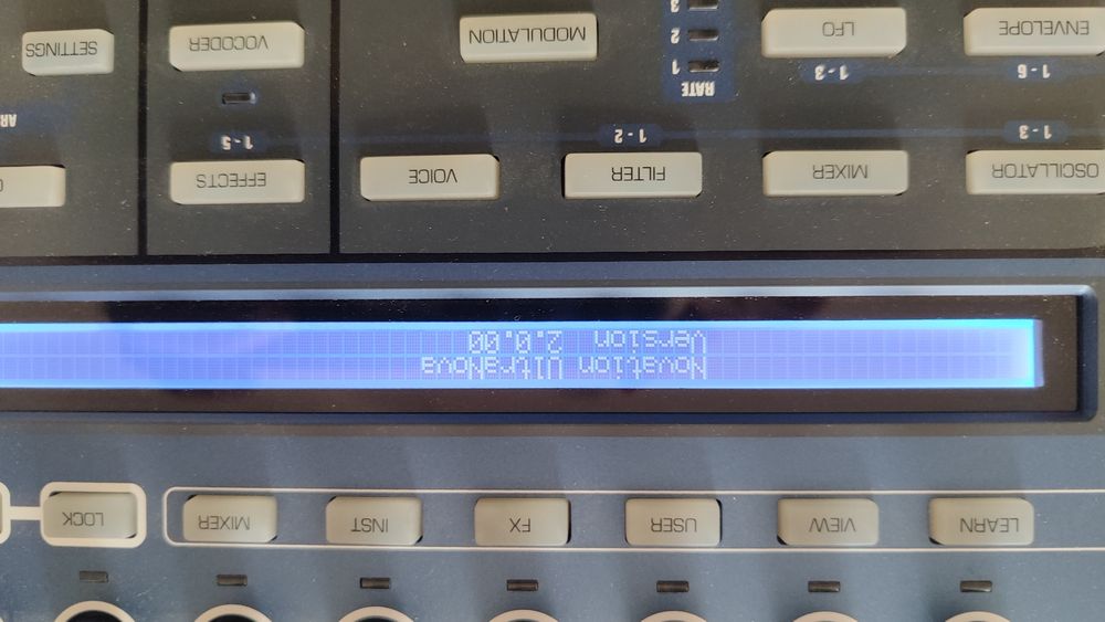 Синтезатор Novation Ultranova