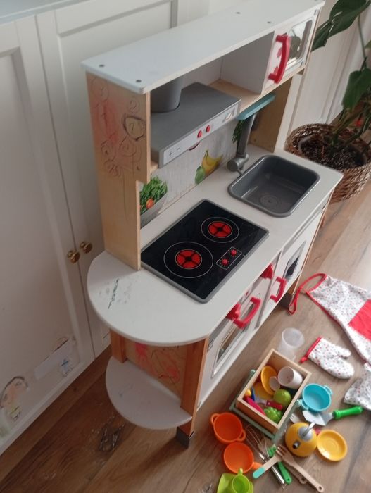 Kuchnia drewniana dla dzieci